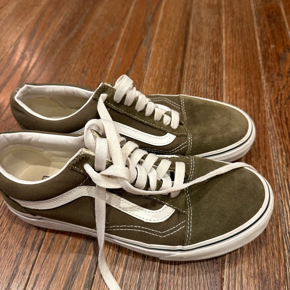 Vans Classic Khaki Sneakers size 8